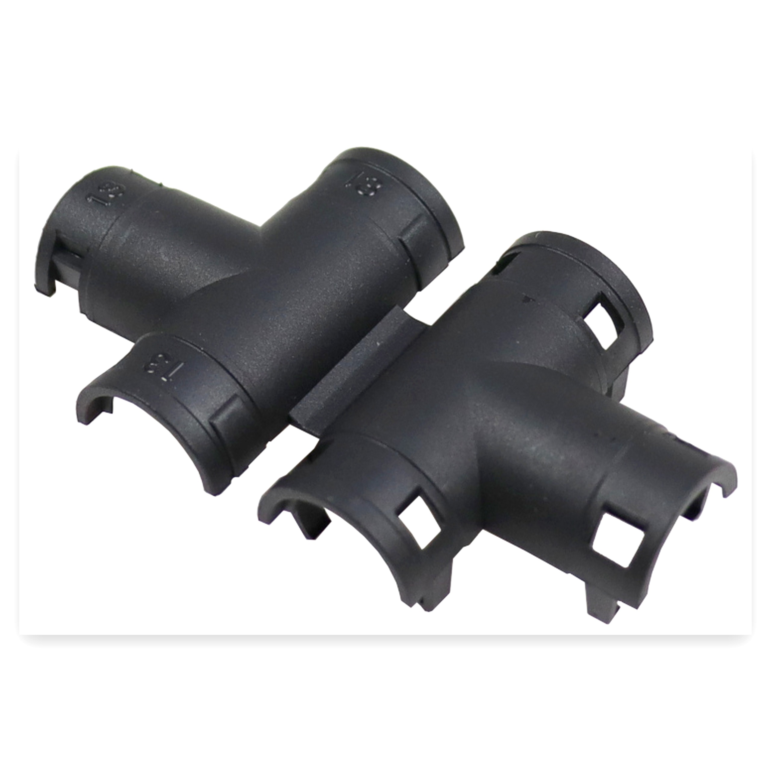 04264adbc209e4b9b7829222086c5765.jpg Trójnik łącznik do rur peszli karbowanych 13x13x13 (sprzedawane po 5)
