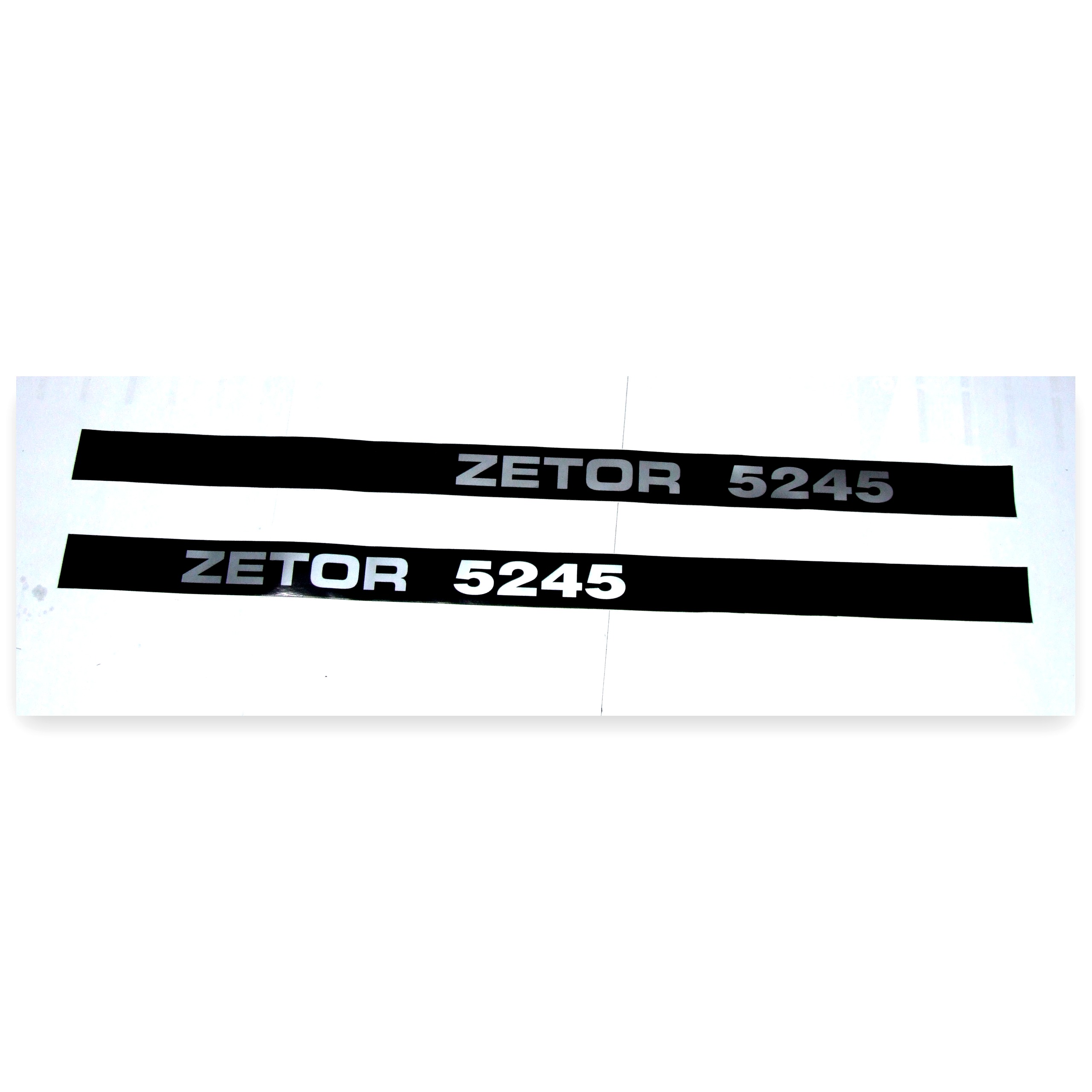 4039a5c8a45f91d4e677ce78fb17d847.jpg Komplet znaków do ciągnika Zetor 5245