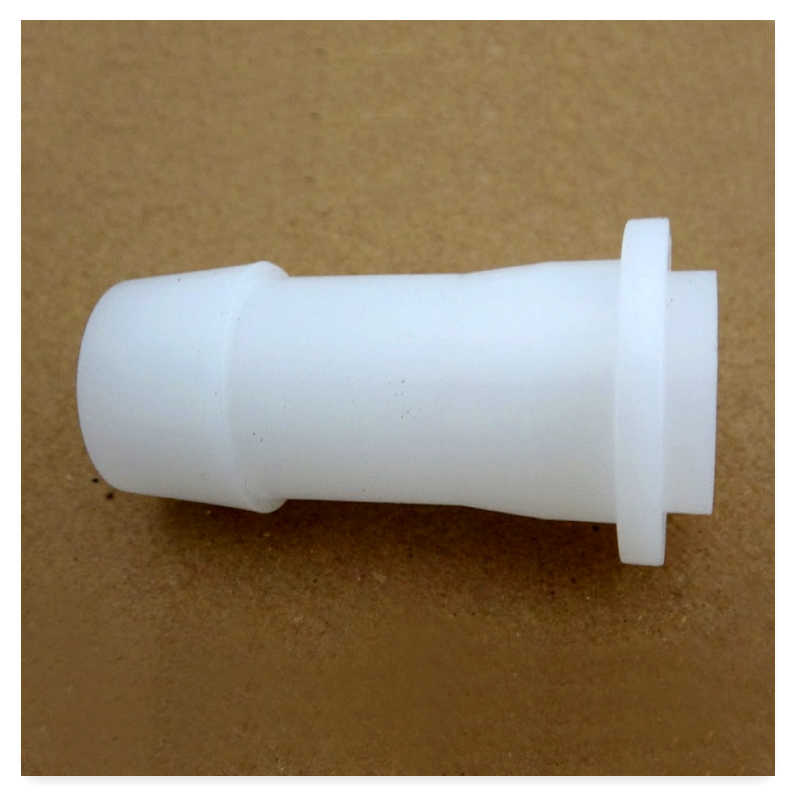 47fd85f04a6cfa9be6b8d996a22fde54.jpg Końcówka węża FI-25 prosta plastik