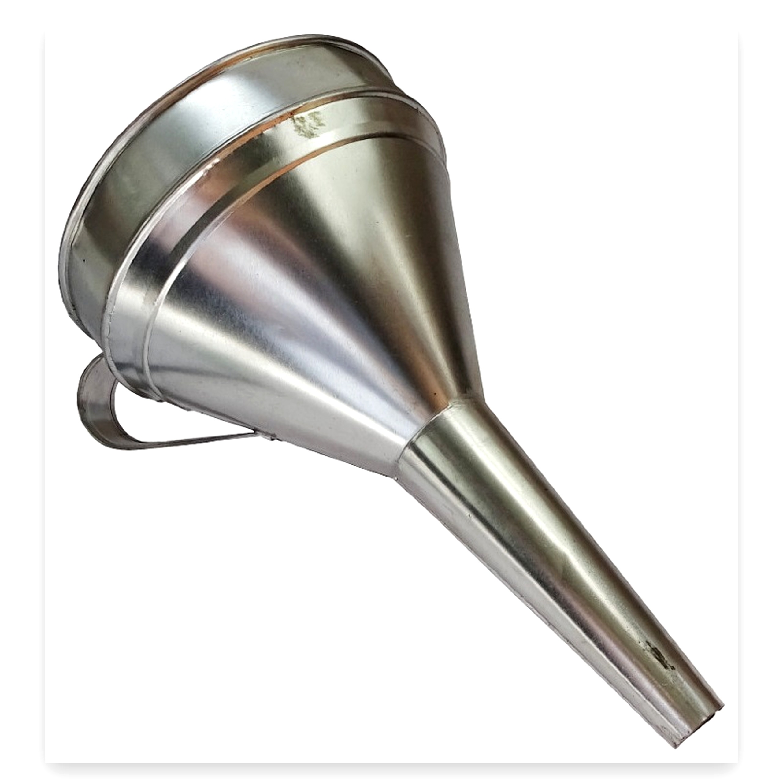 82c344967d9352040a29353d6f0c23f8.jpg Lejek do paliwa metalowy prosty