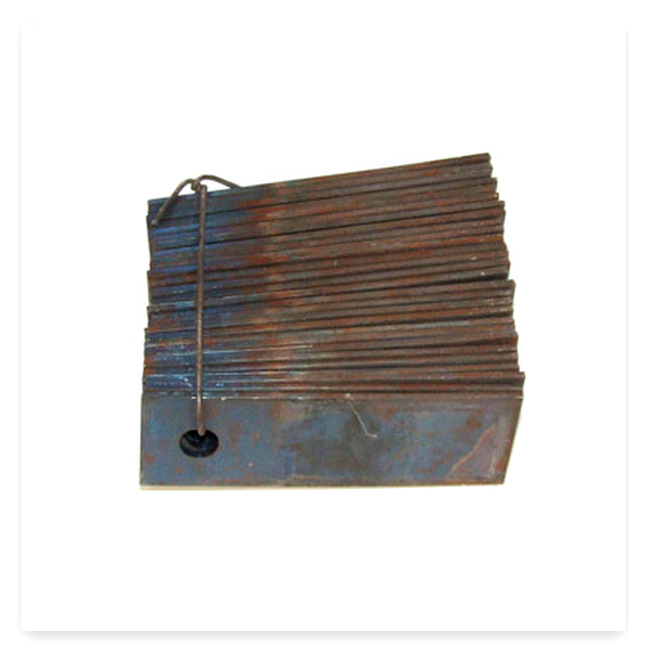 a644f7982e8f85283b3b8f3a02ef7777.jpg Komplet noży bijakowych śrutownik 3x38x120 FI-12x1 kpl=28 sztuk