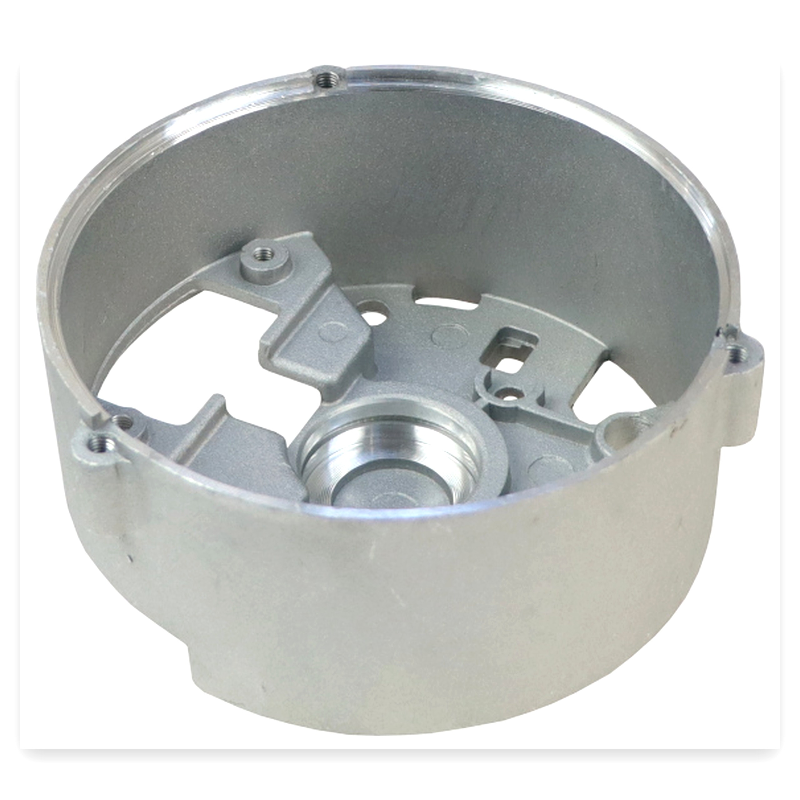 b86a4d0e1208f3f920beff80f9ab3ae7.jpg Tarcza pokrywa tylna alternatora 14 V 55A C-360 3P ELMOT