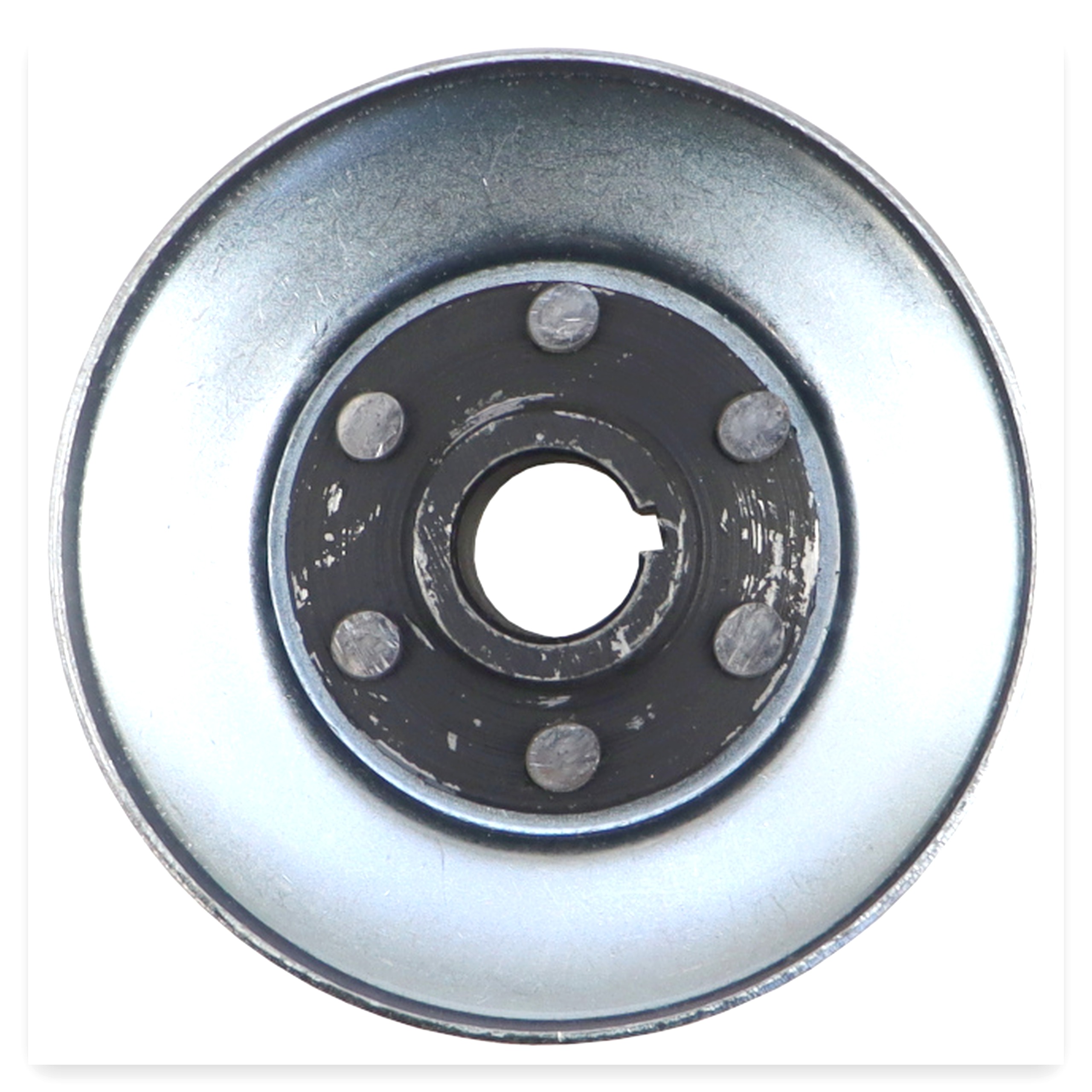 cd9db85932d5bac2aa48bbb175398f43.jpg Koło pasowe prądnicy do ciągnika Ursus C-360