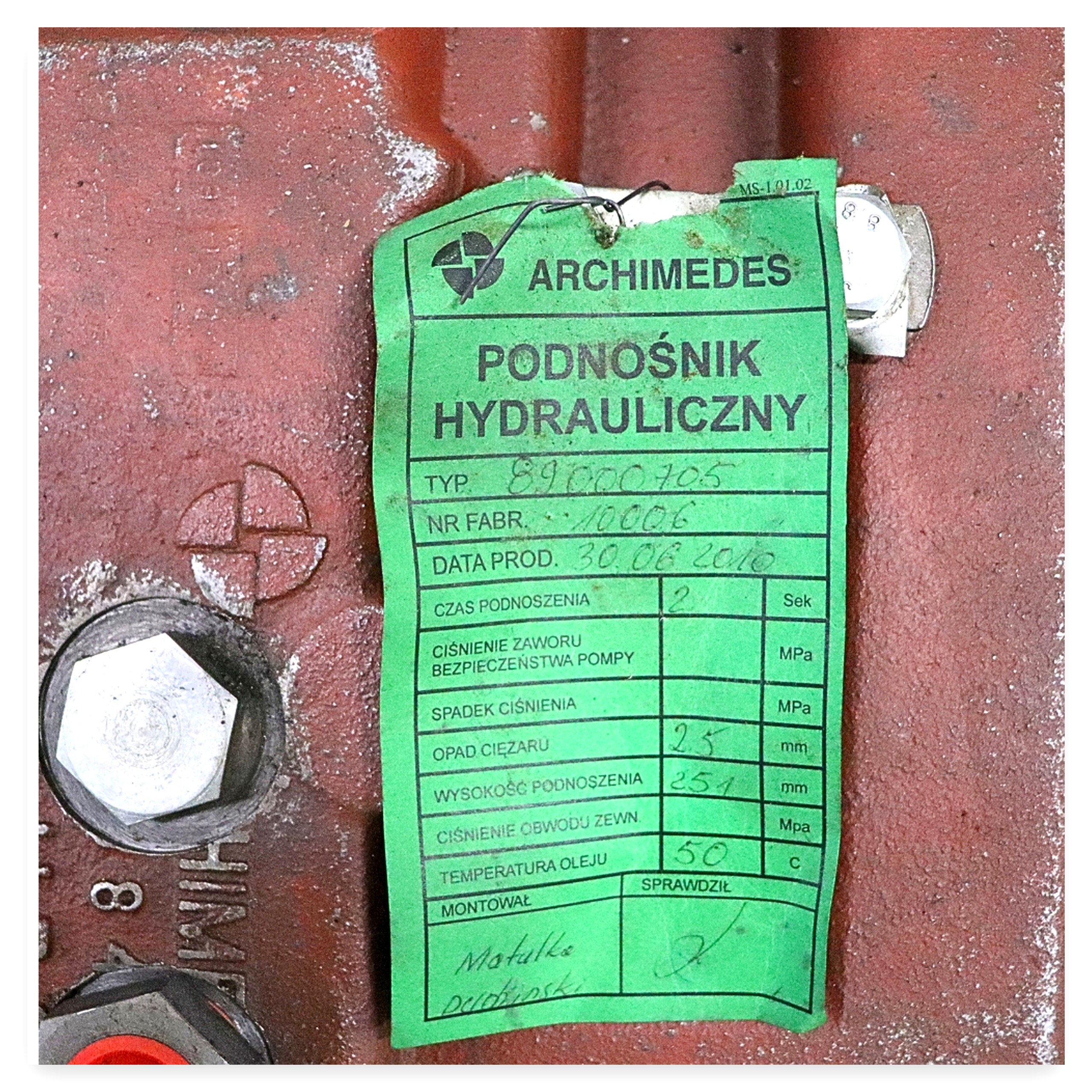 2b963743c6d97d432a08c6efc85fd331.jpg Podnośnik kompletny z ramionami z miejscem na ehr ZTS Zetor Ursus