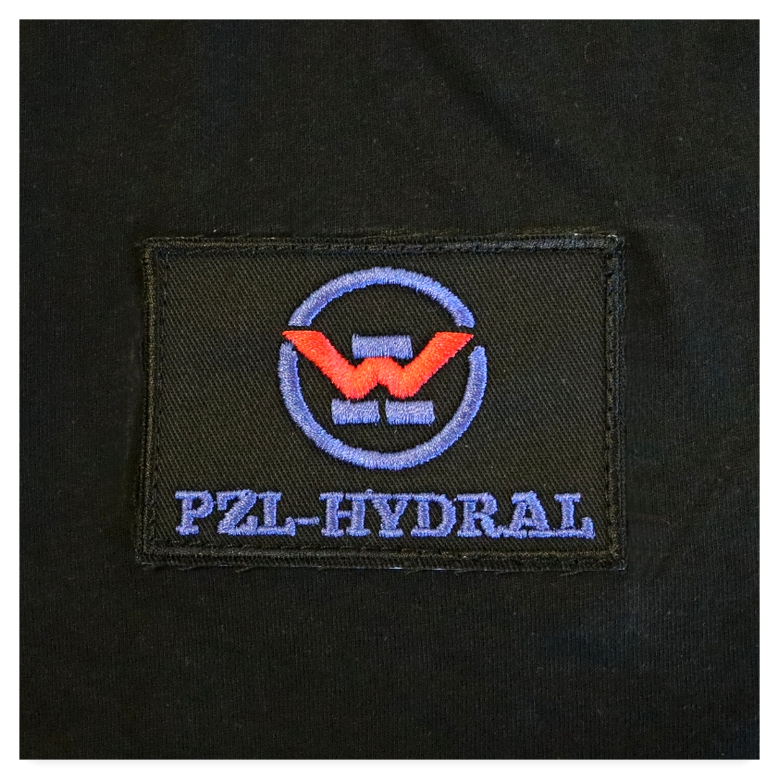 e1d5ed645f3bcde8691beba31848edf6.jpg Koszulka z krótkim rękawem, gramatura 180, 100% bawełna czarna (XXXL)
